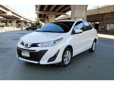 Toyota Yaris ATiV 1.2 E AT ปี 2017  ⭐️ฟรีดาวน์ ผ่อน 5,173 บาท รูปที่ 0