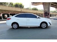 Toyota Yaris ATiV 1.2 E AT ปี 2017  ⭐️ฟรีดาวน์ ผ่อน 5,173 บาท รูปที่ 3