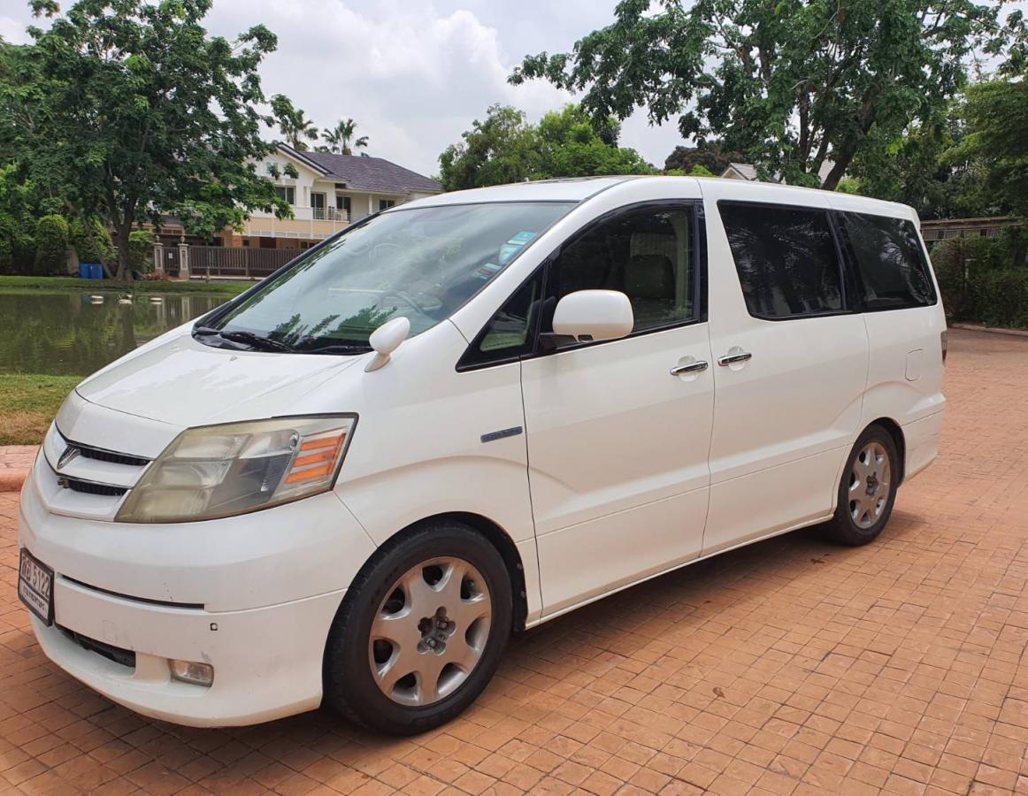 Toyota alphard 2006 год