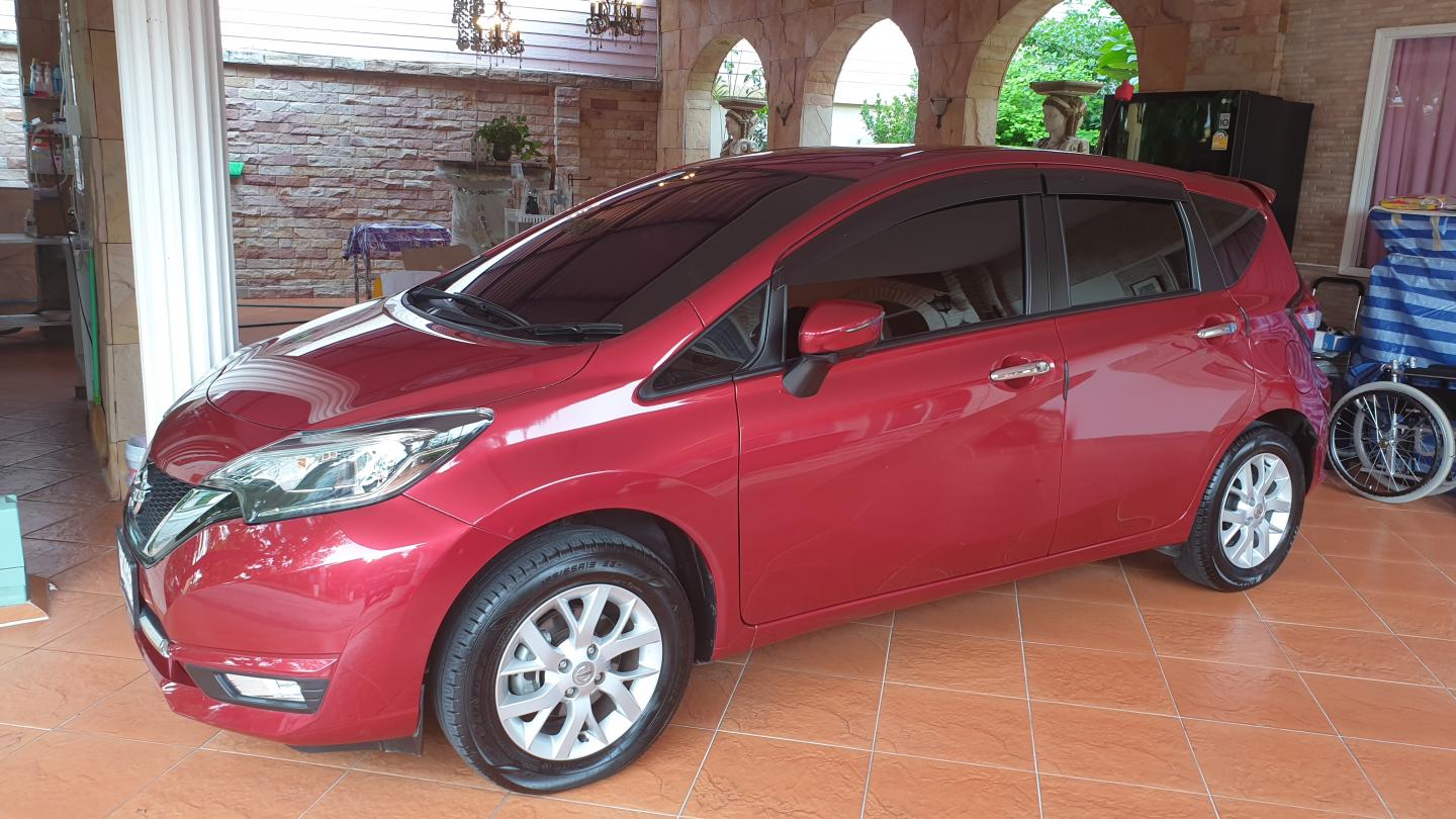 Nissan note 2018 год