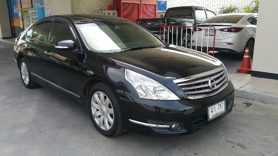 Nissan teana 2010 года