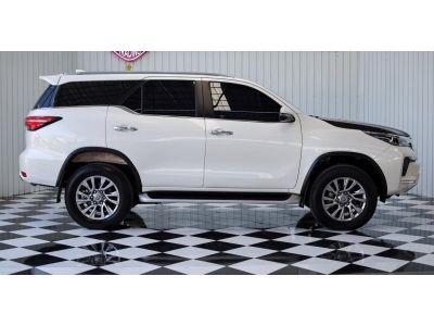 2020 TOYOTA FORTUNER 2.4 V รูปที่ 9