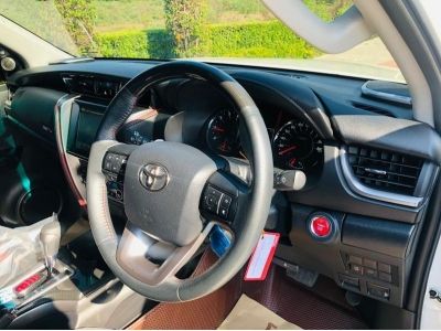 TOYOTA FORTUNER 2.8 TRD SPORTIVO BLACK TOP 4WD 2019 รูปที่ 9