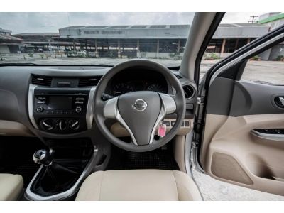 Nissan Navara 2.5 E King Cab NP300 VGS Turbo M/T ดีเซล 2018 รูปที่ 9