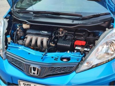 2012 Honda Jazz 1.5SV TOP เครดิตดีฟรีดาวน์ รูปที่ 9