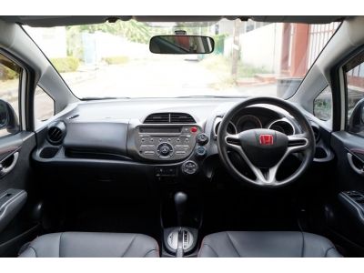 2009 Honda Jazz 1.5 V i-VTEC  สดฟรี VAT 7 % รูปที่ 9