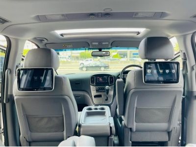 Hyundai H-1  2.5 Delux Limited Sunroof ปี  2019 รูปที่ 9