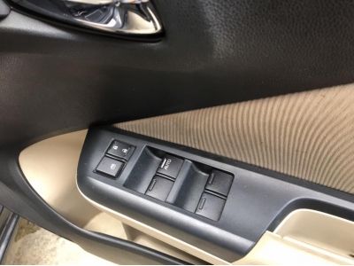 Honda City 1.5 V CNG auto ปี 2015 รูปที่ 9