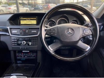 2011 Mercedes Benz E300 3.0 Avantgarde Sports with Comand Online W212 รูปที่ 9