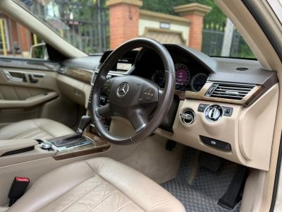 2010 Mercedes-Benz E200 CGI 1.8 ELEGANCE รูปที่ 9