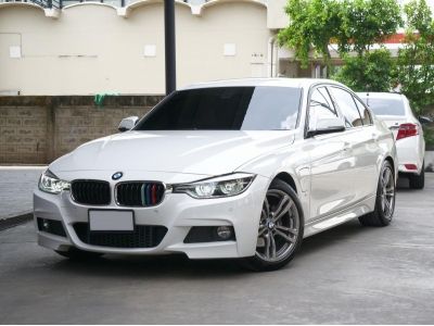 2017 BMW Series 3 330e M Sport 2.0 LCI รูปที่ 9