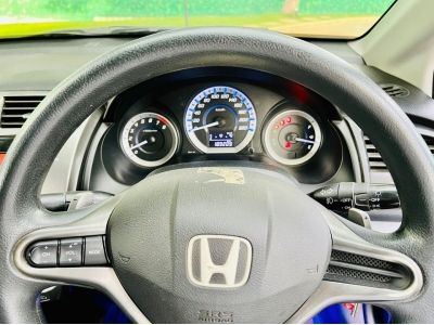 Honda City 1.5 SV (รุ่นท็อป) เกียร์ออโต้ ปี 2012 รูปที่ 9