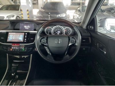 Honda Accord 2.4 El Navi ปี 2017 เกียร์ออโต้  (รถมือสอง ราคาดี เจ้าของขายเอง รถสวย สภาพดี ไมล์แท้) รูปที่ 9