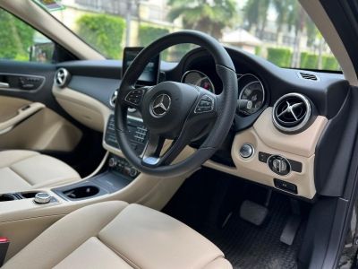 2017 Mercedes-Benz GLA200 รูปที่ 9