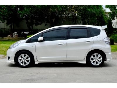 Honda Jazz  Hybrid รูปที่ 9