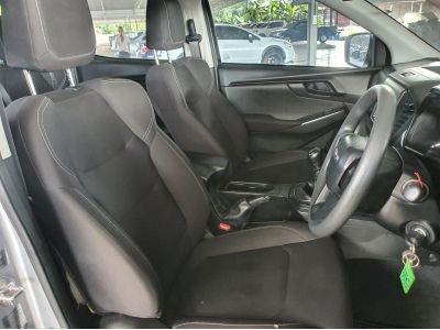 ISUZU D-MAX 1.9 CAB 4  M/T ปี 2021 รูปที่ 9