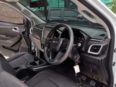 Isuzu All New D-Max Hi-Lander 1.9L MT 2021 รูปที่ 8