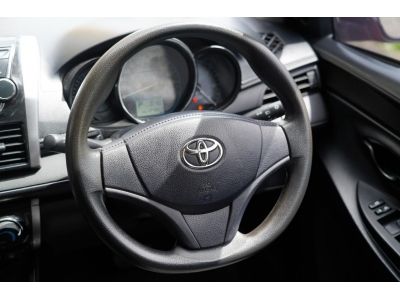 2015 TOYOTA VIOS 1.5 J  A/T  สีแดง รูปที่ 9