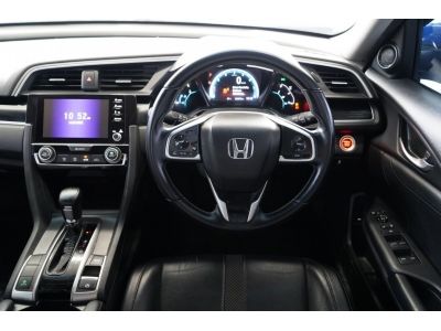 2019 honda civic 1.8 EL สีน้ำเงิน รูปที่ 9