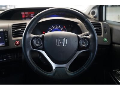 2014 HONDA CIVIC 1.8 E NAVI A/T สีขาว รูปที่ 9