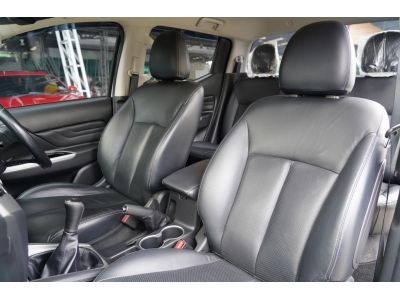 2019 MITSUBISHI TRITON 2.4 GT PLUS PREMIUM DOUBLE CAB  M/T สีขาว รูปที่ 9