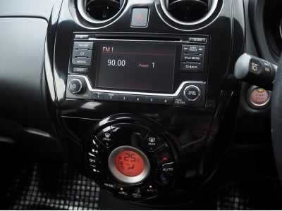 NISSAN NOTE 1.2 V ปี 2017 จดปี 2018 เกียร์AUTO สภาพนางฟ้า รูปที่ 9