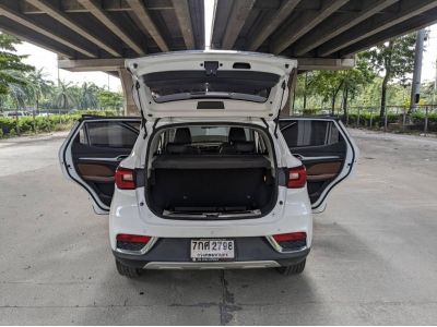 MG ZS 1.5X SUNROOF สีขาว รูปที่ 9