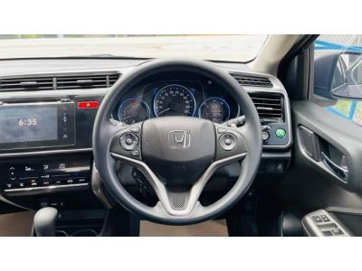 Honda city 1.5sv Top A/T ปี 2558/2015 สีเทา รูปที่ 9