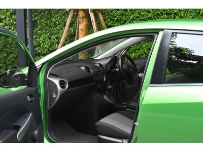 MAZDA 2 1.5 Sports 5 Spirited Green A/T ปี 2011 รูปที่ 9