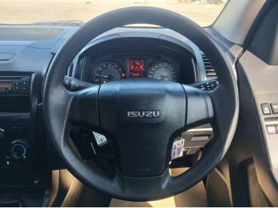 ISUZU D-MAX CAB 1.9 S เกียร์ธรรมดา ปี 60/2017 รูปที่ 9