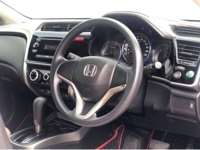 Honda City 1.5 V AT 2015 สีขาว  รูปที่ 9