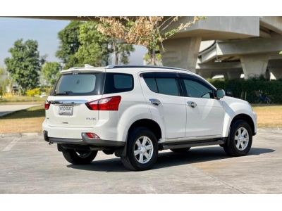 2016 ISUZU MU-X 2.5 (DVD Navi) เครดิตดีฟรีดาวน์ รูปที่ 9