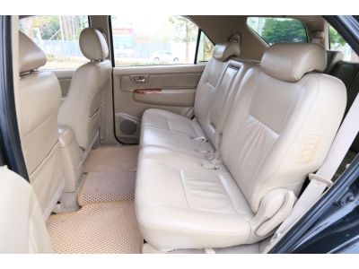 Toyota Fortuner 3.0V 4WD A/T ปี 2008 รูปที่ 9