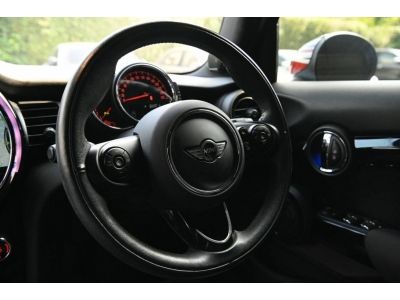 MINI Cooper S Hatch 5 Doors  Hughtrim 2017 รูปที่ 9