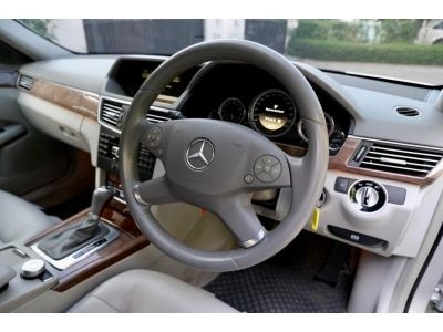 Mercedes-Benz E200 CGI Elegance W212 ปี 2012 รูปที่ 9