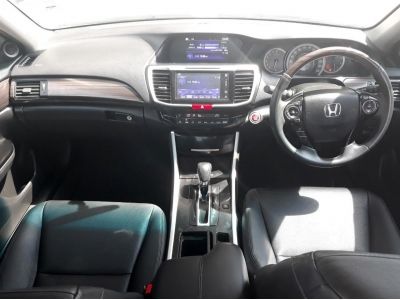 HONDA ACCORD 2.0 E CC. ปี 2018 สี ขาว เกียร์ Auto รูปที่ 9