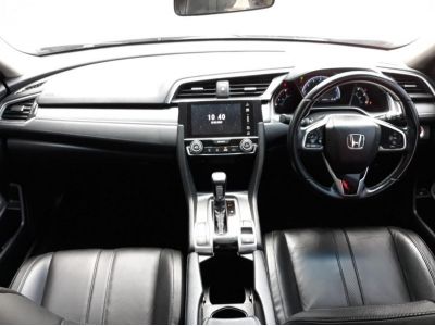 HONDA CIVIC 1.8 EL (FC) CC. ปี 2017 สี เงิน เกียร์ Auto รูปที่ 9