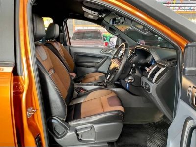 2017 FORD RANGER, 2.2 WILDTRAK DOUBLE CAB 2WD โฉม DOUBLE CAB สีส้ม เกียร์ออโต้ รูปที่ 9