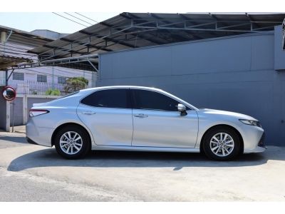 2019 TOYOTA CAMRY 2.0G auto ไมล์แท้ 66,000 กม. รูปที่ 9