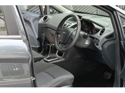 FORD FIESTA 1.4 A/T ปี 2012 รูปที่ 9