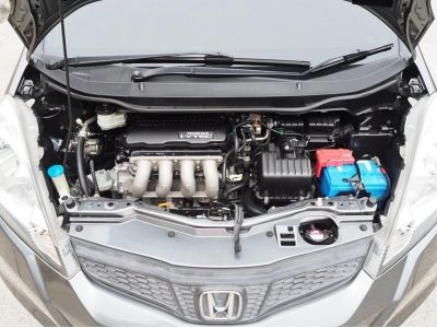 HONDA JAZZ 1.5 V (AS)(MNC) ปี 2013 รูปที่ 9