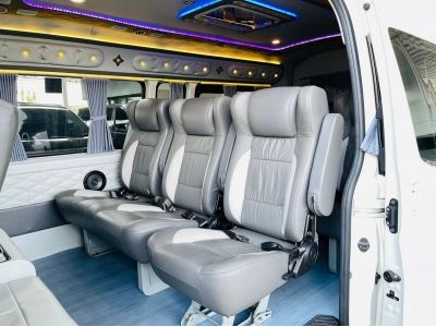 2020 Toyota Commuter 2.8 VIP เกียร์ออโต้ AT เครดิตดีจัดได้ 1 ล้านบาท รูปที่ 9