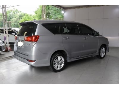 ปี2017 TOYOTA INNOVA CRYSTA 2.8 V AT ตัวท้อป รูปที่ 9