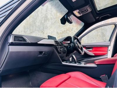 2019 BMW 330e M Sport Plug-in Hybrid โฉม F30 เพียง 80,000 กิโล รูปที่ 9