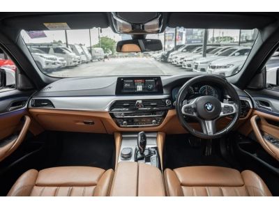 BMW 530e M-Sport Pulg in Hybrid ปี 2018 วิ่ง 40,xxx km รูปที่ 9