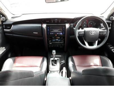 ปี 2019 TOYOTA FORTUNER 2.8 V 4WD CC. รูปที่ 9