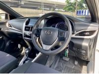 2019 TOYOTA YARIS ECO 1.2 MID รูปที่ 9