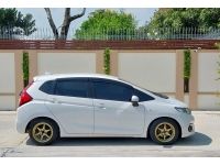 HONDA JAZZ 1.5  V MNC  i-VTEC AUTO ปี 2017 รถพร้อมใช้ *ฟรีดาวน์* T.086-527-9533 รูปที่ 9