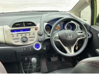 Honda Jazz 1.3 Hybrid ปี2012 รหัส PAT5251 รูปที่ 9