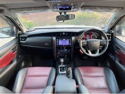 2019 TOYOTA FORTUNER 2.8 TRD  2WD TOP  เครดิตดีฟรีดาวน์ รูปที่ 10